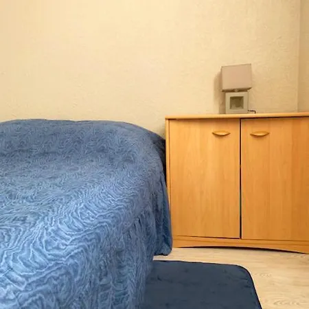 1 Chambre, Mezzanine, Terrasse, Parking Et Piscine, Proche Plage Et Village Naturiste -ref Est21b Apartamento